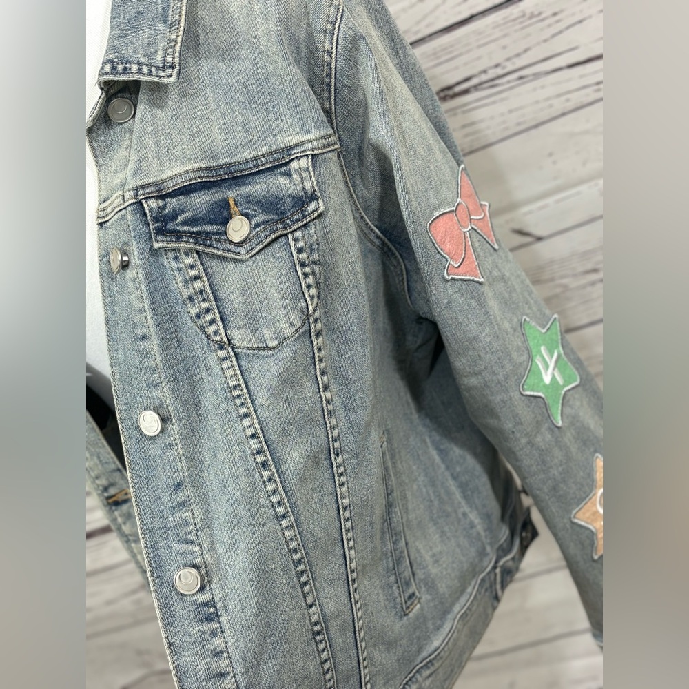 Torrid Exclusive Sailor Moon and Scouts Patch Denim Jacket in Size 1 - Picture 7 of 9
